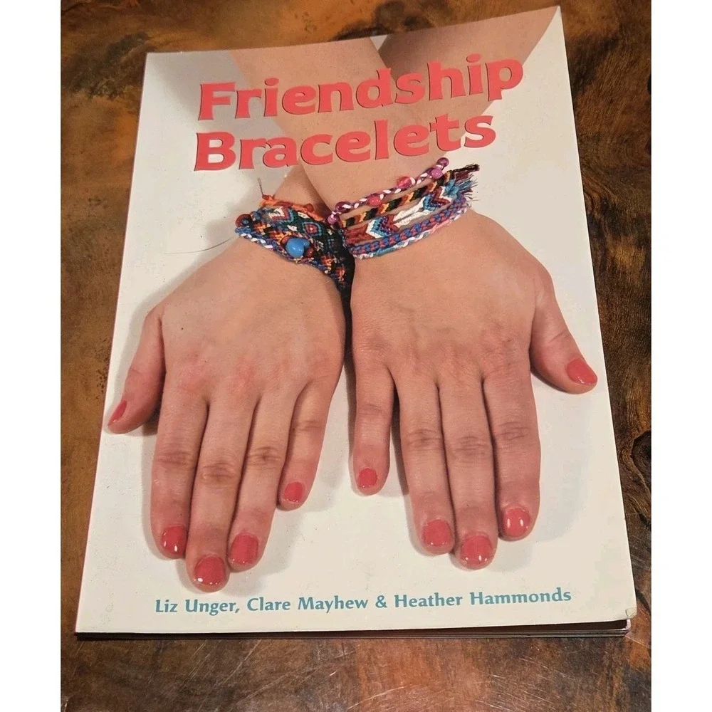 Friendship Bracelets Craft Book DIY Jewelry Patterns Kids Teens Mud Puddle